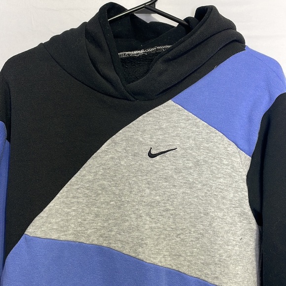 Nike Reworked Hoodie - Picture 3 of 4